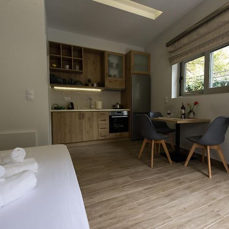 Wonderlust Apartment Close To Sea Α1 Kalamata Exterior photo